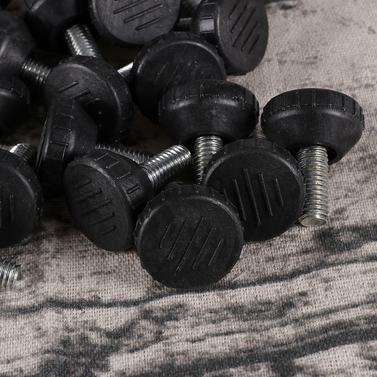 20 patins de nivellement régla - Office Furniture Loft avis et prix
